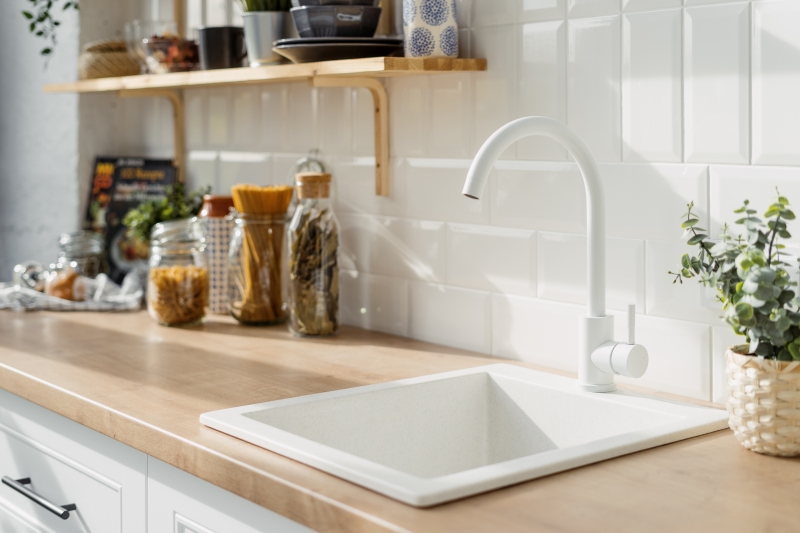 How to Choose the Right Faucet Material: A Complete Guide for Buyers 